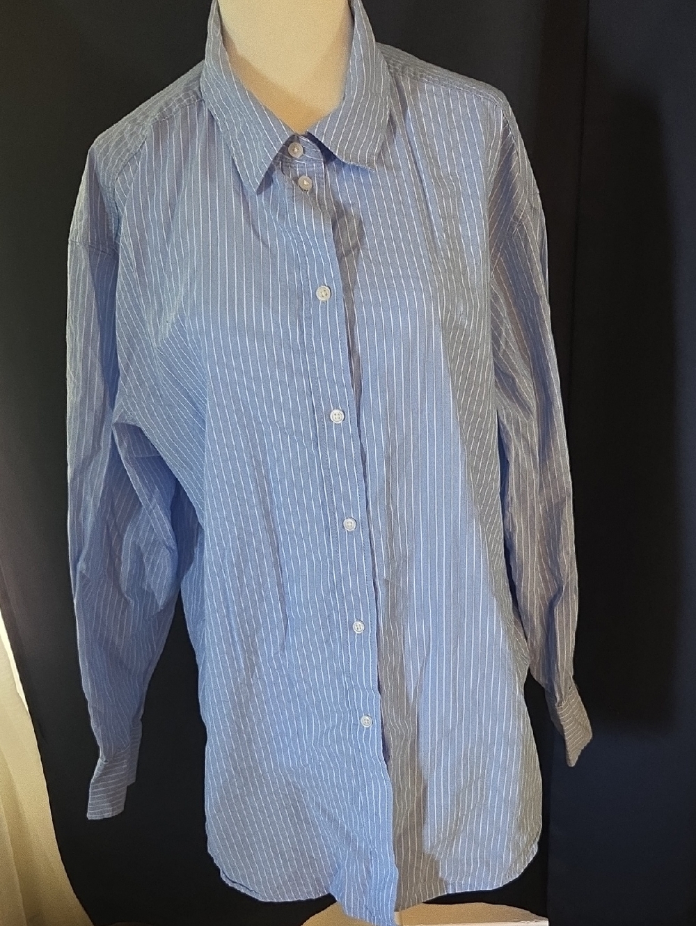 H&M 100% Cotton‎ Blue and White Pinstripe Casual Button-Down Shirt